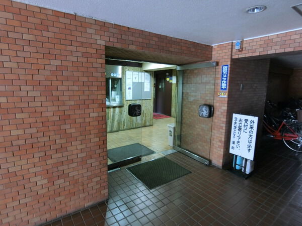 【ライオンズマンション蒲田】エントランス 【ライオンズマンション蒲田】エントランス