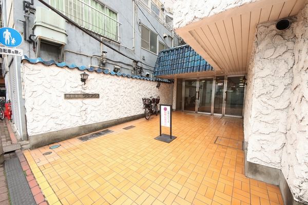 【秀和蒲田レジデンス】エントランス