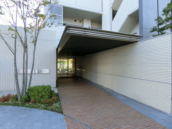 【イニシア大田六郷テラス】エントランス 【イニシア大田六郷テラス】エントランス