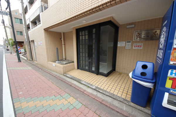 【エヴェナール南六郷】エントランス