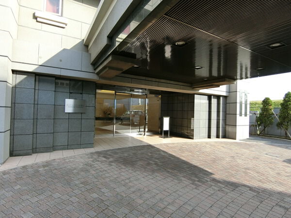 【セントレジアス多摩川】エントランス
