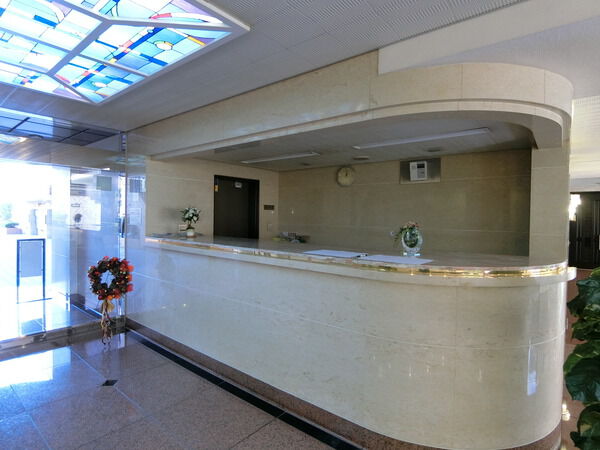 【ロイヤルハイツ南六郷】エントランス 【ロイヤルハイツ南六郷】エントランス