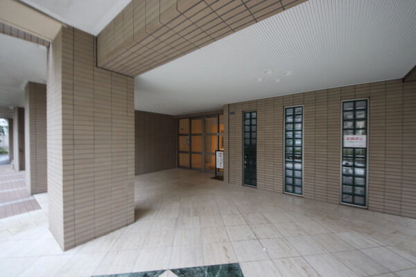 【グランドステージ多摩川】外エントランス 【グランドステージ多摩川】外エントランス