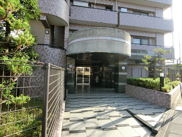 【クレッセント多摩川緑地】エントランス付近 【クレッセント多摩川緑地】エントランス付近