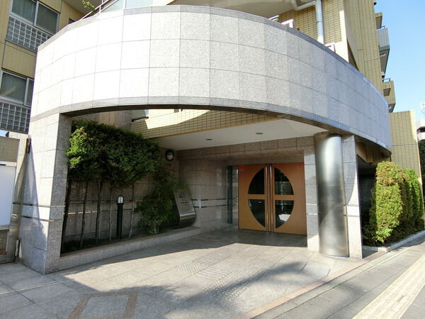 【ジェイパーク多摩川弐番館】エントランス 【ジェイパーク多摩川弐番館】エントランス