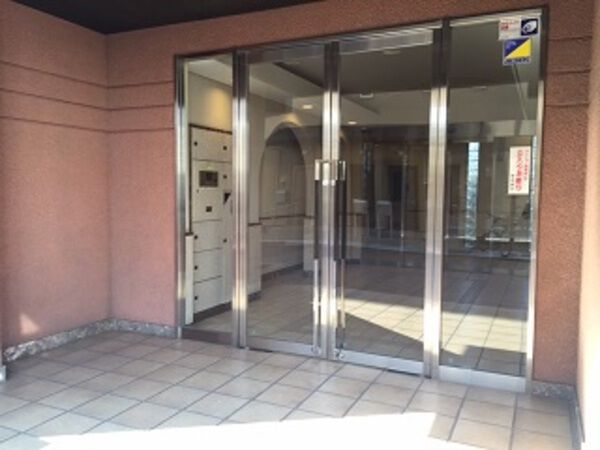 【ナイスアーバンスクエア川崎】エントランス