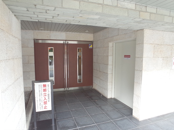 【ウィンシティ鶴見中央】エントランス 【ウィンシティ鶴見中央】エントランス