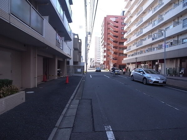 【ドメイン横浜鶴見】前面道路