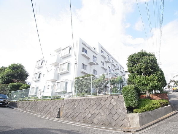 上大岡ガーデンハウス