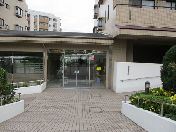 【シティ能見台いこいの街】エントランス