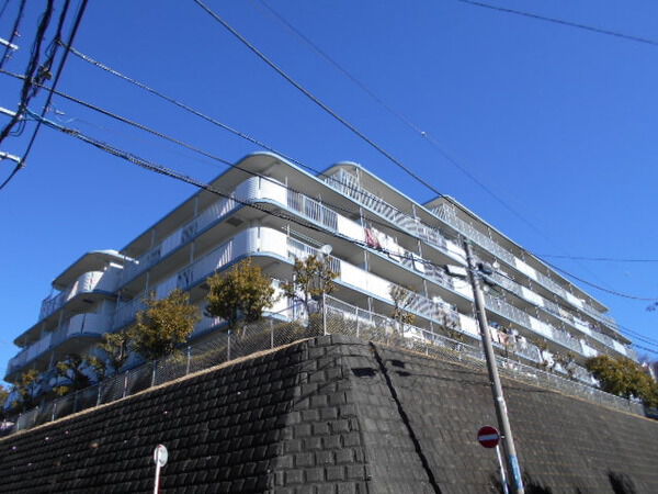 【湘南浜見台スカイハイツ】外観写真