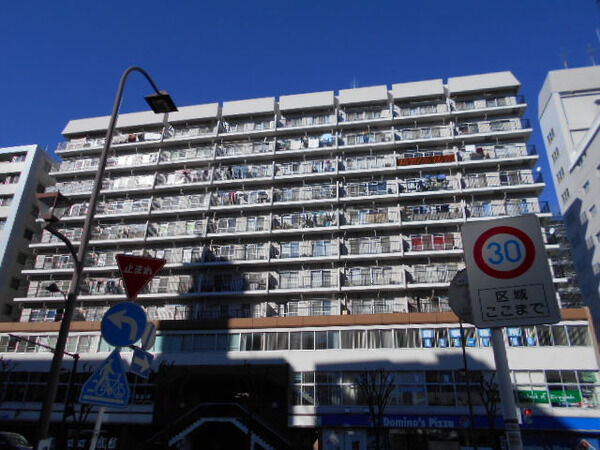 【エリカ・オリエントマンション】外観写真