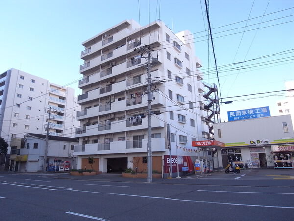 【ＮＩＣハイム横須賀中央第３】外観写真