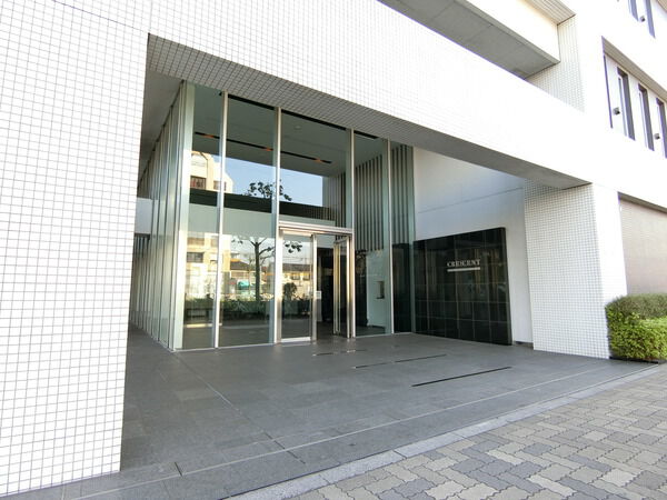 【クレッセント萩中】エントランス 【クレッセント萩中】エントランス