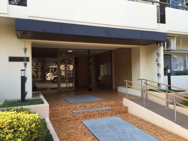 【パークピア大師】エントランス前 【パークピア大師】エントランス前