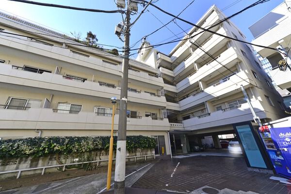 南青山コンド 2枚目 南青山コンド