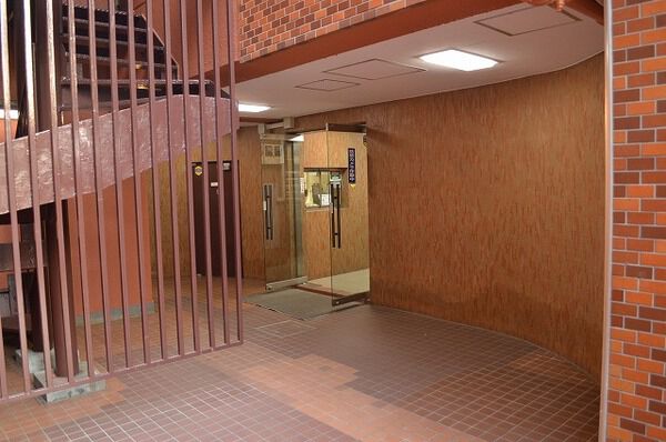 【アルカディア新大塚】エントランス 【アルカディア新大塚】エントランス