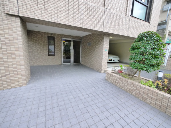 【シーアイマンション中野富士見町】マンション入口 【シーアイマンション中野富士見町】マンション入口