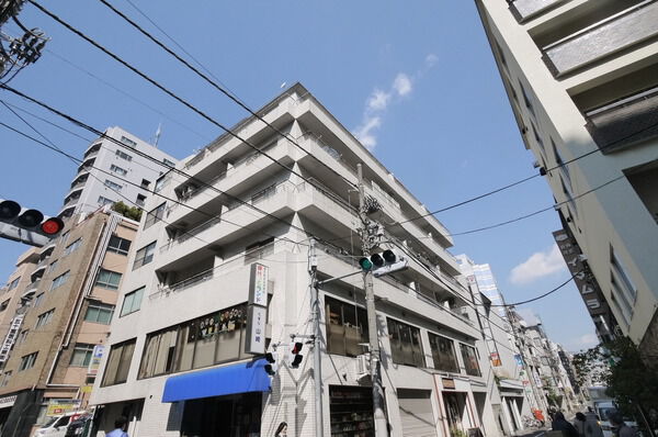 【メゾンルグラン本郷】外観写真