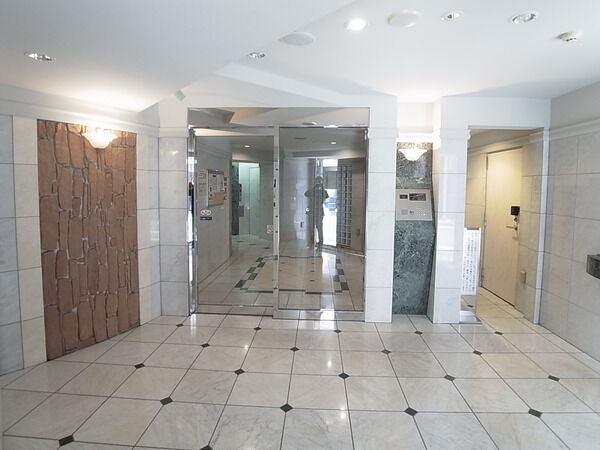 ガーラ神田淡路町 3枚目 ガーラ神田淡路町