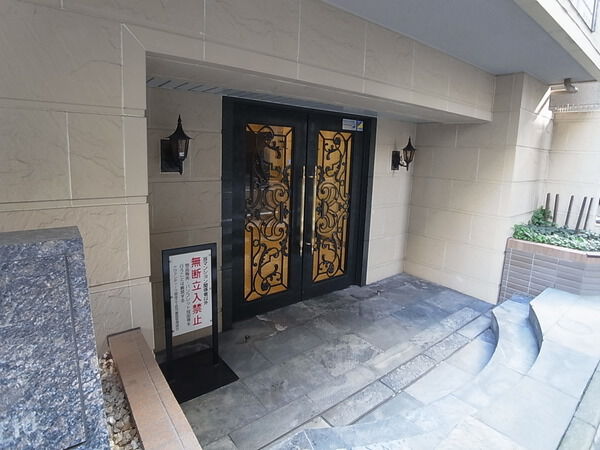 アヴァンティーク銀座2丁目弐番館 3枚目 アヴァンティーク銀座2丁目弐番館