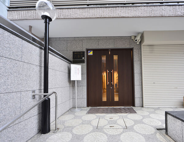 【アクティブ六本木】エントランス 【アクティブ六本木】エントランス