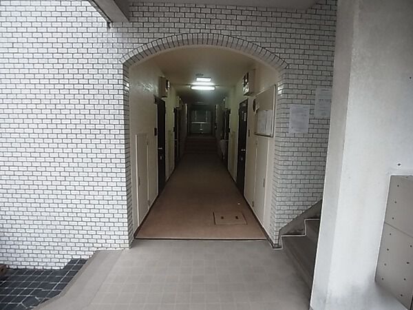 【グレイス東中野】マンション内様子