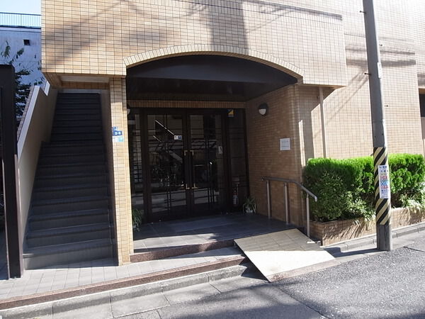 【NICEアーバン東陽町】エントランス
