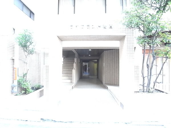 【ライフランド葛西】エントランス