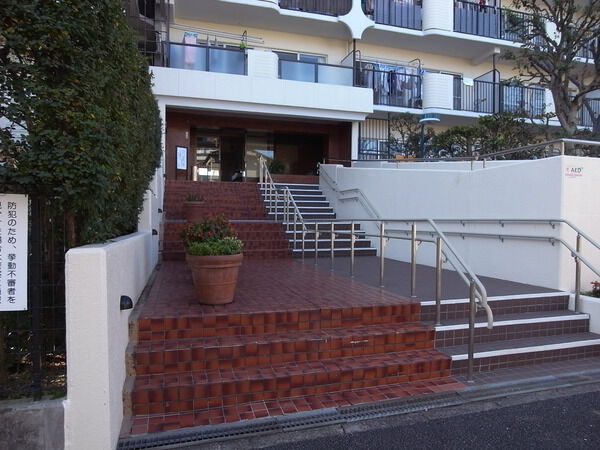 【葛西第2スカイハイツ】エントランス 【葛西第2スカイハイツ】エントランス