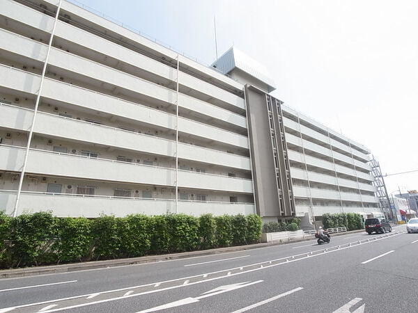 【グリーンヒル市川】建物外観