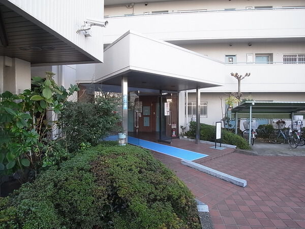 【コープ行徳】エントランス