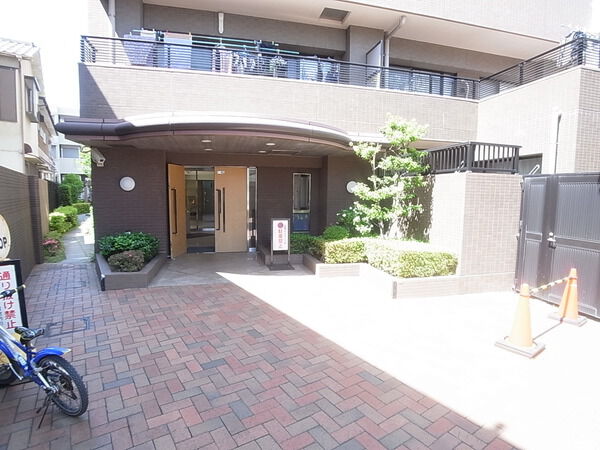 【コスモ南行徳ガーデンフォルム】エントランス