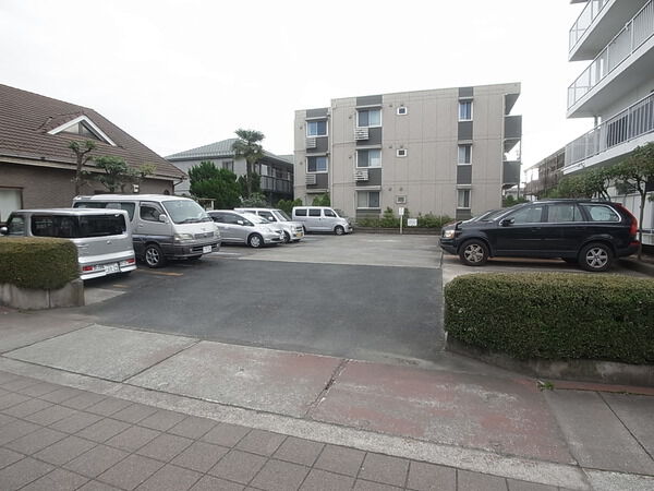 【行徳ハイツ】外観写真