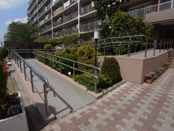 【行徳南スカイハイツ】アプローチ 【行徳南スカイハイツ】アプローチ