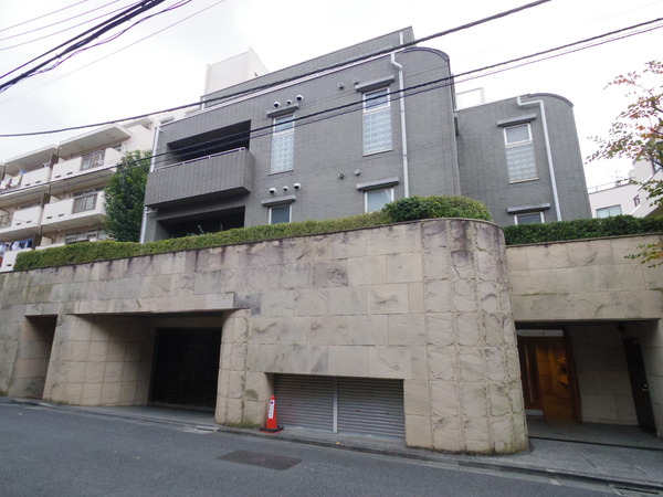 【ベラコリーナ夏目坂】外観写真