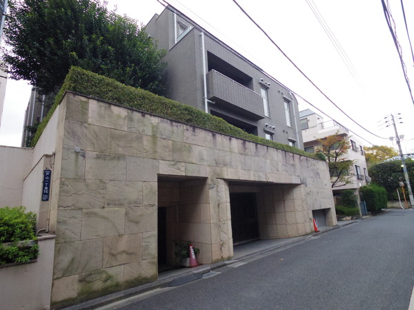 【ベラコリーナ夏目坂】外観写真