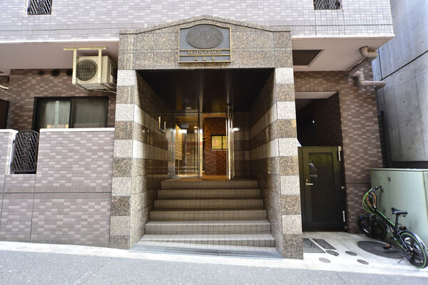 【メインステージ西麻布】エントランス