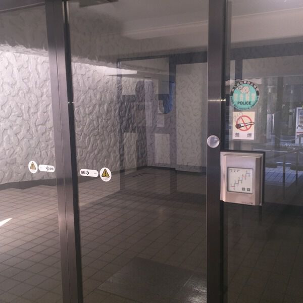 【秀和麻布笄町レジデンス】エントランス 【秀和麻布笄町レジデンス】エントランス