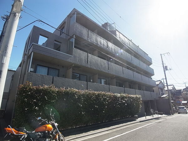 ルーブル小竹向原弐番館