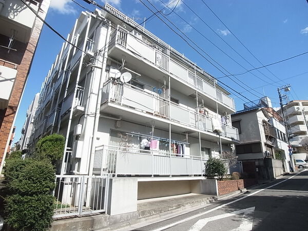 【小茂根ゼンボラーノ】外観写真