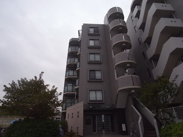 【キャニオングランデ練馬北町】外観写真