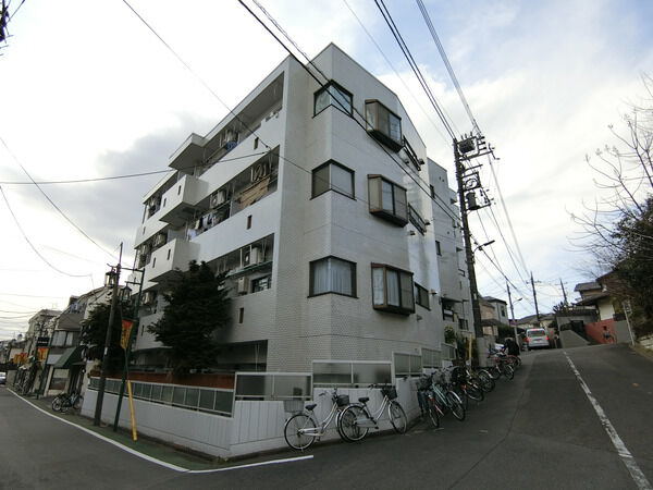 パークヒルズ氷川台