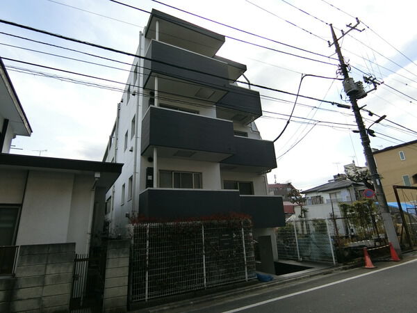 【ビバリーホームズ氷川台】外観