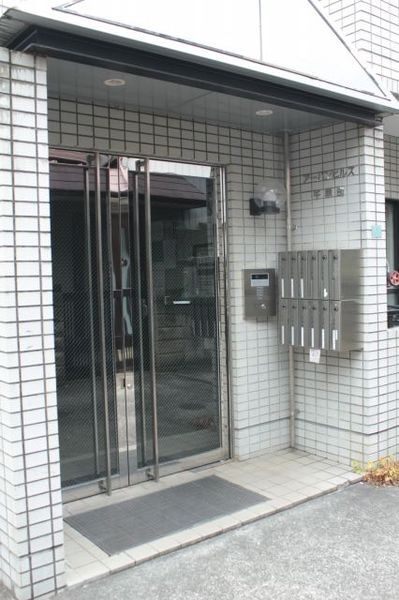 【アーバンヒルズ千早町】エントランス 【アーバンヒルズ千早町】エントランス