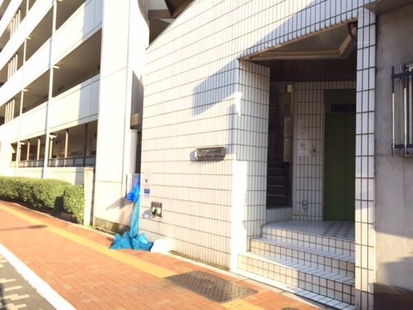 【ブランシュメゾン池袋】エントランス