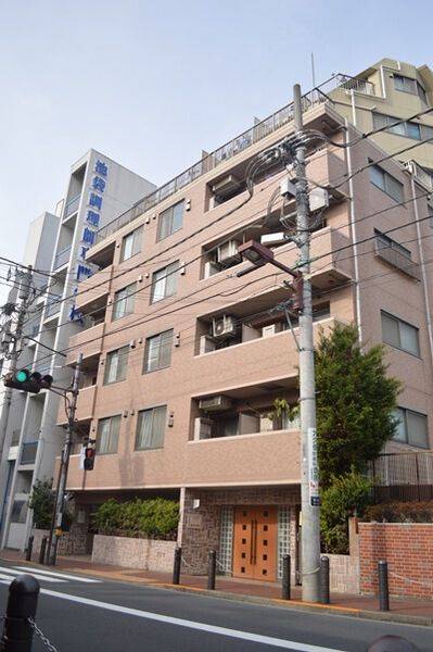 【ワールドパレス池袋立教通り】建物外観 【ワールドパレス池袋立教通り】建物外観