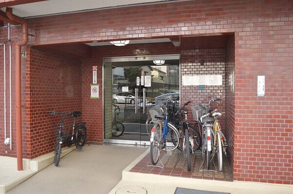 【信用マンション池袋】エントランス 【信用マンション池袋】エントランス