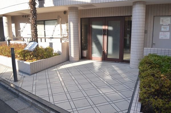 【菱和パレス東池袋】エントランス 【菱和パレス東池袋】エントランス