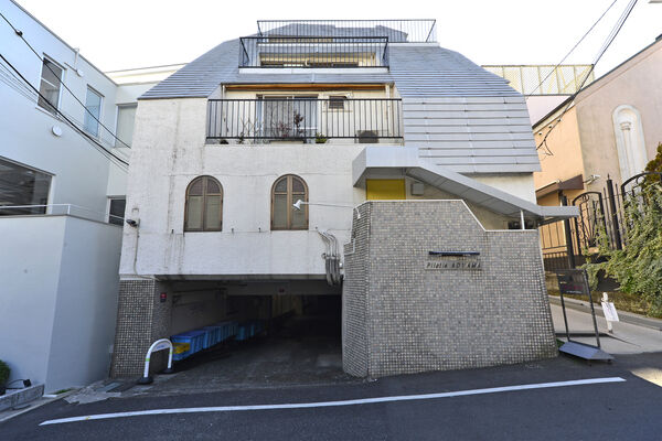 ピロティ青山